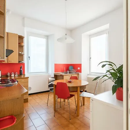 Adda River Casa Daire